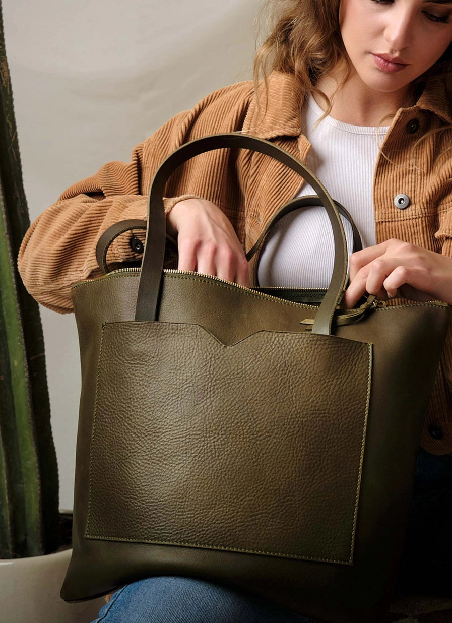 Leather Wide Tote Bag with Zipper